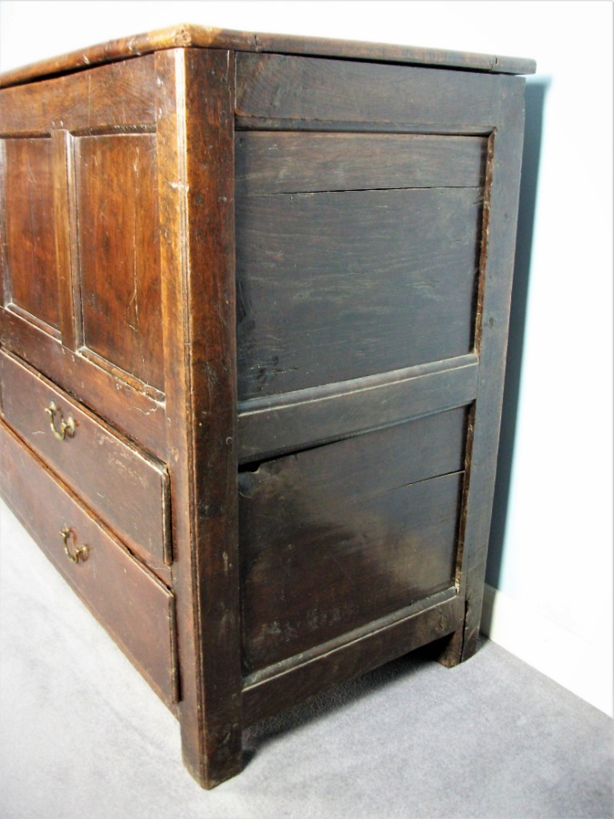 Late 17th Century Welsh Oak Coffer (Coffor) or Mule Chest